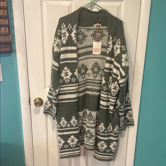 Knox Rose Sweaters - Knox Rose Green and White Patterned Cardigan